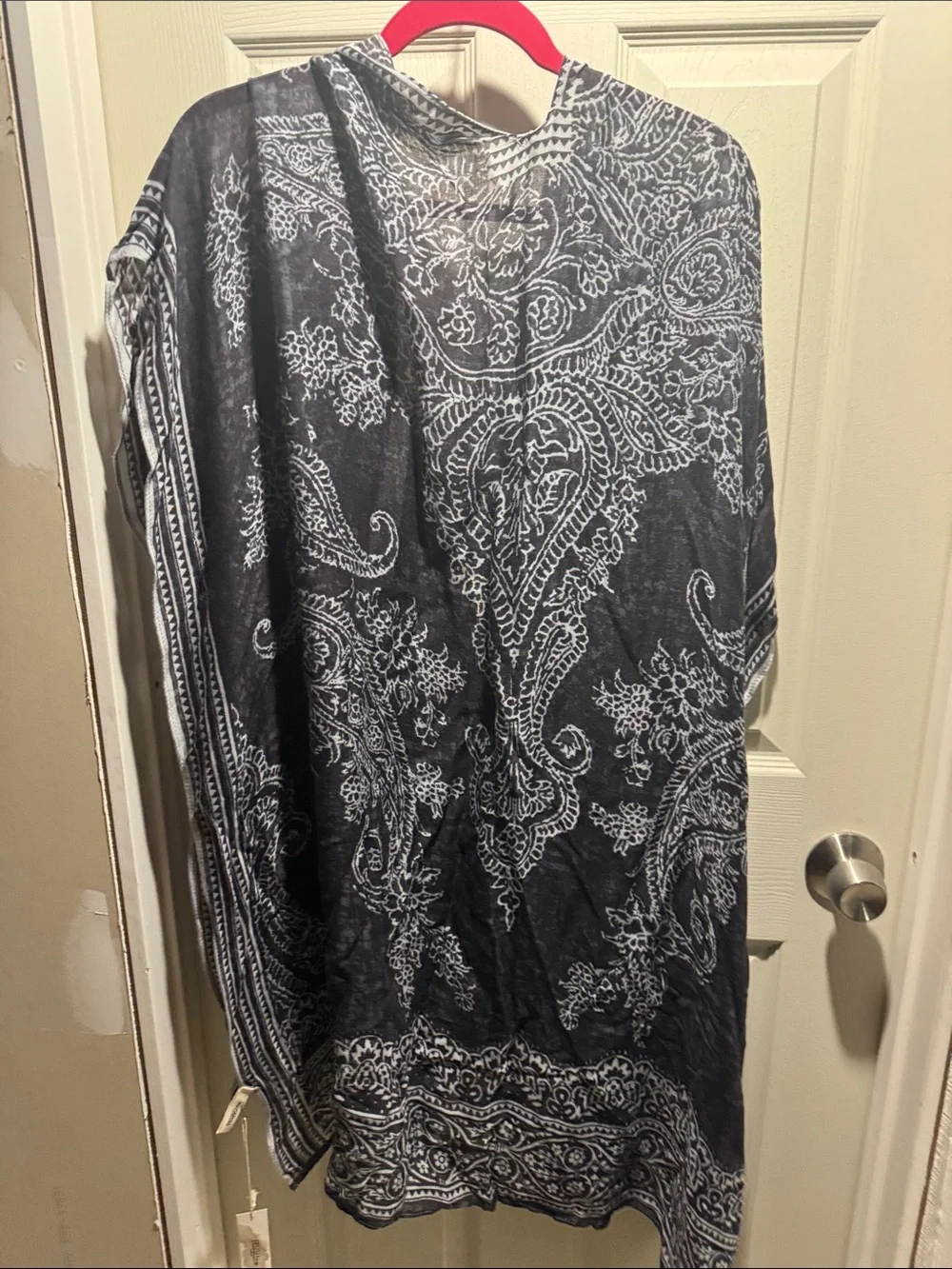 Black and White Paisley Shawl Cardigan - Women Accessories